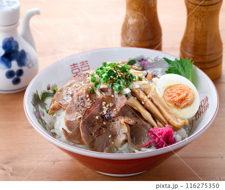 チャーシュー丼 ラーメン屋さんの定番メニュー 家庭でも手軽に作れる人気の丼料理 チャーシュー丼 ラーメン屋さんの定番メニュー 家庭でも手軽に作れる人気の丼料理 116275350
