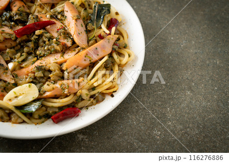 spaghetti with garlic and sausage 116276886