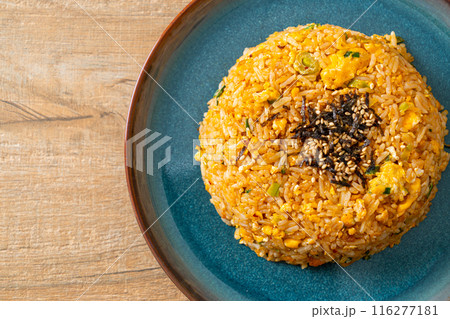 fried rice with egg in Korean style 116277181
