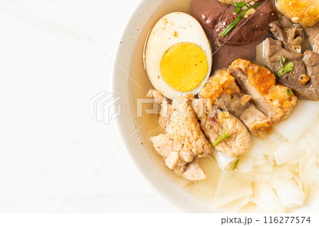 paste of rice flour or boiled Chinese pasta square in clear soup 116277574