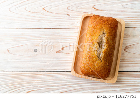 Homemade banana bread sliced Homemade banana bread sliced 116277753