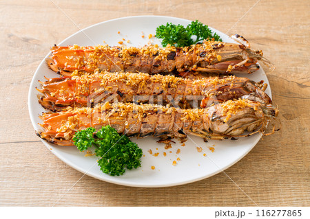 Fried Mantis Shrimp with Garlic Fried Mantis Shrimp with Garlic 116277865