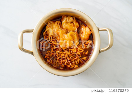 Korean instant noodles with dumplings Korean instant noodles with dumplings 116278279