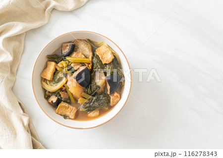 Chinese vegetable stew with tofu or mixture of vegetables soup Chinese vegetable stew with tofu or mixture of vegetables soup 116278343
