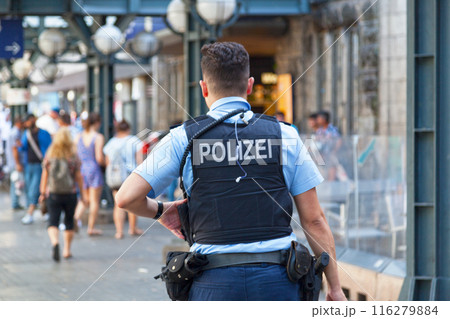Policeman in Hamburg 116279884