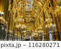 フランス・パリ、オペラ座の回廊 116280271