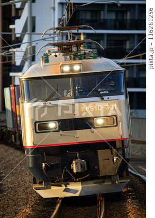 JR貨物 EF510形電気機関車(300番台)の写真素材 [116281256 JR貨物 EF510形電気機関車(300番台)の写真素材 [116281256