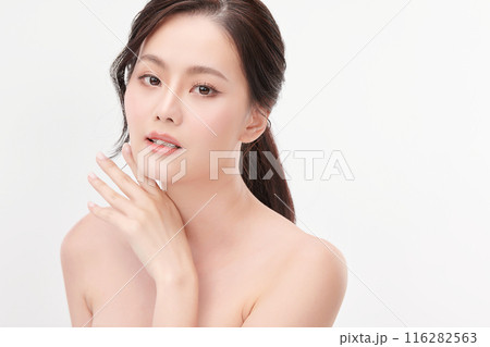 Beautiful young asian woman with clean fresh skin on white background, Face care, Facial treatment, Cosmetology, beauty and spa, Asian women portrait. 116282563