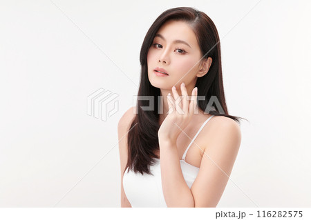 Beautiful young asian woman with clean fresh skin on white background, Face care, Facial treatment, Cosmetology, beauty and spa, Asian women portrait. 116282575