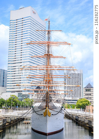 横浜市、日本丸メモリアルパークの風景 116282775