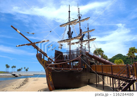 田ノ浦ビーチの帆船 116284480