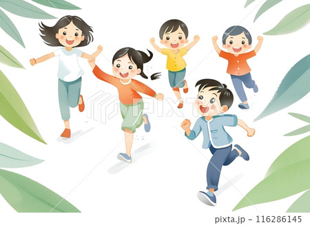 屋外で元気に走る子供たち 屋外で元気に走る子供たち 116286145