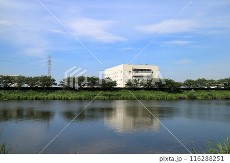 十日市場浄水場と小櫃川 (木更津市) 116288251