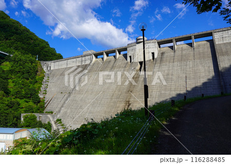 札内川ダムの堤体 116288485