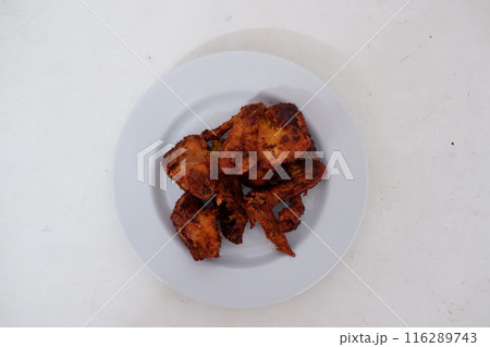 fried chicken 116289743