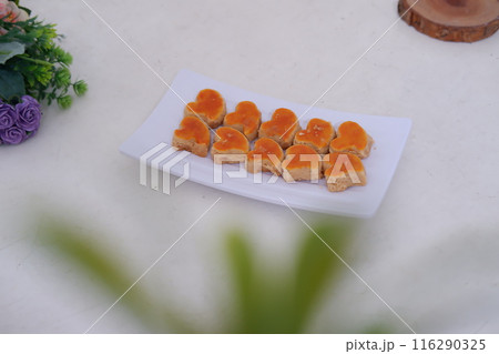 peanut cookies 116290325