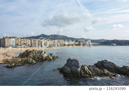 Coastline overlooking the beach of Lloret de Mar (Spain, Catalonia) Coastline overlooking the beach of Lloret de Mar (Spain, Catalonia) 116291090