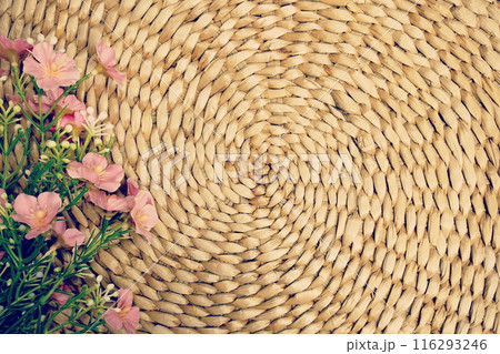 Circular Weave fibers rattan pattern background Circular Weave fibers rattan pattern background 116293246