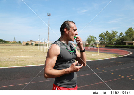 Coach Explanation For The Race Tactic  116298458
