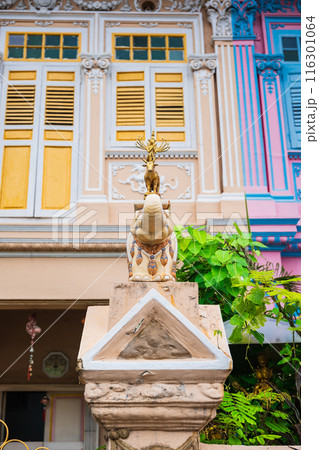 シンガポール 多文化様式の家並みが続くカトン シンガポール 多文化様式の家並みが続くカトン 116301064