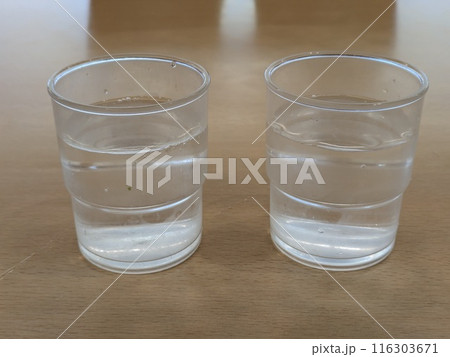 レストランのソフトドリンク類 116303671