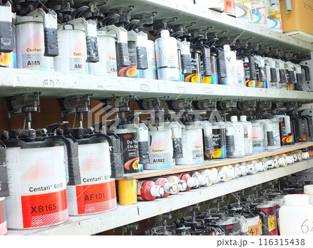 自動車鈑金塗装の色調合ブース08 自動車鈑金塗装の色調合ブース08 116315438