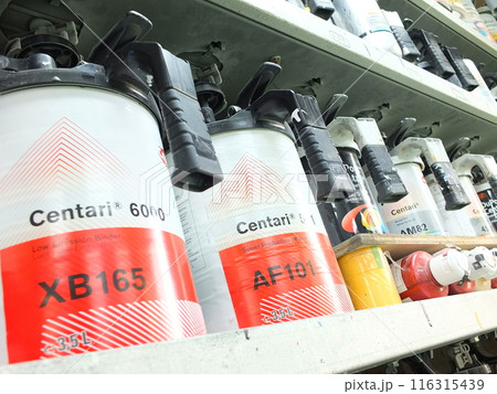 自動車鈑金塗装の色調合ブース09 116315439