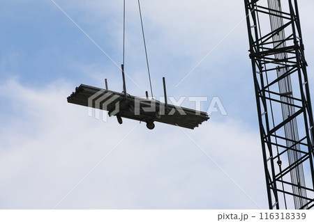 建築現場のクレーン　イメージ 116318339