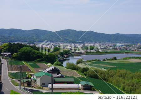 兵庫県淡路島　大日ダムから阿万・賀集方面を望む 116322123
