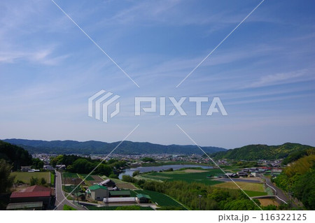 兵庫県淡路島　大日ダムから阿万・賀集方面を望む 116322125