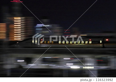 深夜の山陽新幹線700系：ひかりレールスター車両 116323992