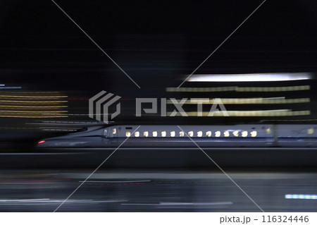 深夜を駆ける東海道・山陽新幹線N700S系 深夜を駆ける東海道・山陽新幹線N700S系 116324446