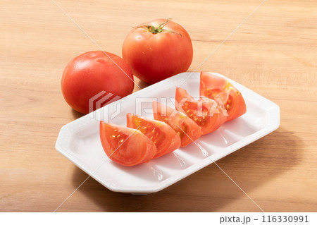 カット　トマト 116330991