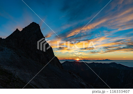 槍ヶ岳の朝日 116333407