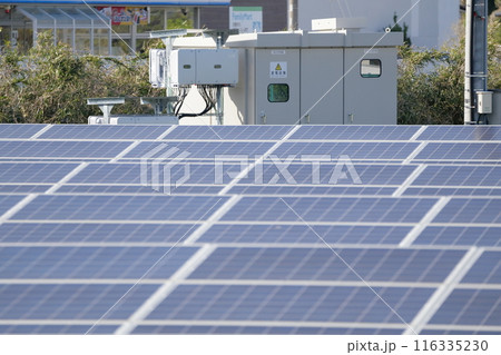自然の恵みを活用する　太陽光パネル 116335230