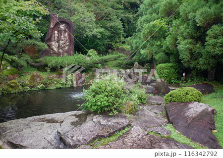 滋賀県　石山寺近く　朗澄大徳ゆかりの庭園 116342792