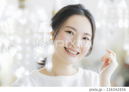 若い女性、ビューティーイメージ 116342856