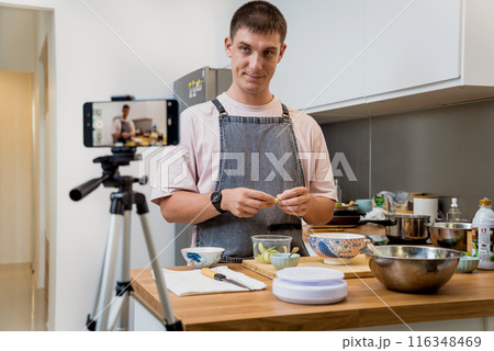 The chef is broadcasting live from workshop how to prepare a vegetarian food The chef is broadcasting live from workshop how to prepare a vegetarian food 116348469