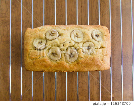 お菓子作り　バナナパウンドケーキ 116348700