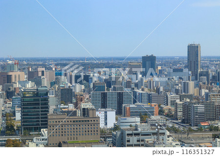 【千葉県千葉市】上空から見た市街地の街並み風景 116351327