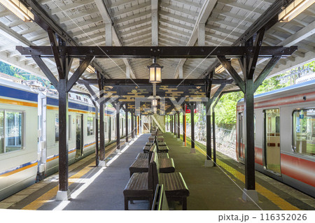 南海電鉄　極楽橋駅ホーム 116352026