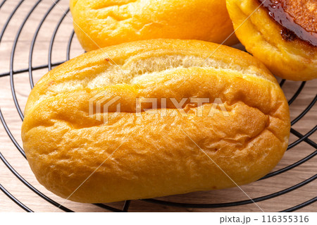 はちみつバターブレッド 116355316