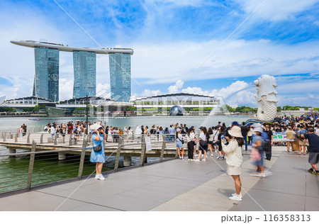 シンガポール　マーライオン 116358313
