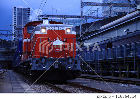 引退迫るぐんま車両センターのDD51形ディーゼル機関車(842号機)@撮影会_2024/6/9撮影 116364314