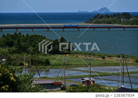 海を渡る列車 海を渡る列車 116367934