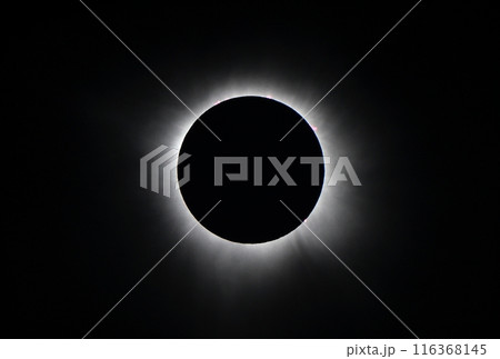 2024年4月8日アメリカ　テキサス州で撮影した皆既日食の太陽コロナと太陽プロミネンス 116368145