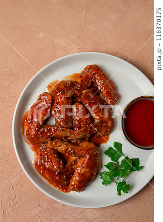 Chicken wings, with barbecue sauce, with tomato sauce, fast food, no people, 116370175