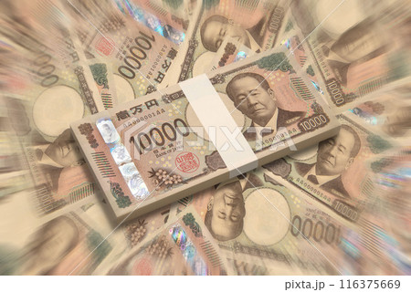 敷き詰められた新紙幣の一万円札と百万円の札束 116375669