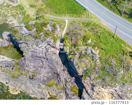 弁慶のはさみ岩（新潟県佐渡市） 116377913