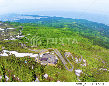 鳥海ブルーライン(秋田県)※遠方は九十九島 鳥海ブルーライン(秋田県)※遠方は九十九島 116377918